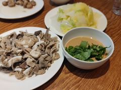 -清真吴记门钉肉饼·喜多利