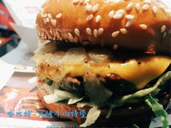 -The Habit Burger Grill 哈比特汉堡(复兴soho店)