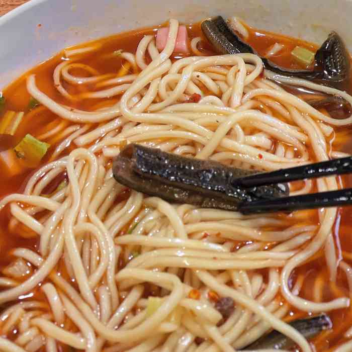 膳隅张记鳝鱼面馆-"带闺蜜来吃面.她吃的鳝鱼面.我又作了,点.