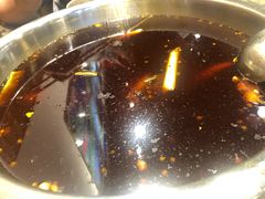 -肖肖酸萝卜鱼火锅(总店)