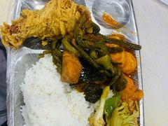 -晓宇盒饭(民安街店)