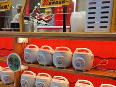 -阿瓦山寨·湘菜现炒·剁椒鱼头王(咸阳总店)