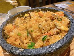 石锅拌饭-泥炉烧肉师(新街口金銮巷店)