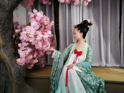-盘子女人坊生日照·摄影馆(华强店)