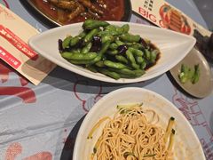 -肥肥虾庄·金牌油焖大虾(杨园滨江时代walk店)