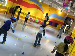 -阿布溜溜·轮滑(21世纪太阳城店)