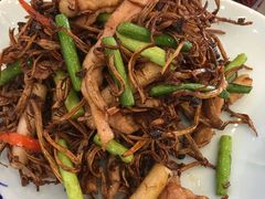 -侬佳蒸菜馆(听潮店)