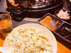 鸡蛋酸菜炒饭-锅盖叔叔盘盘烤肉