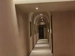 -灸春堂·艾灸·痛症·整脊连锁(之江银泰店)