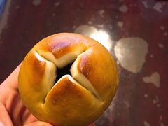 -沁屋面包店(人民东路店)