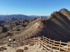 -冰沟丹霞旅游景区