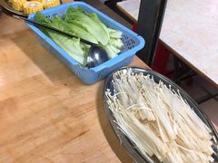 -威邵鸡煲(西华路总店)