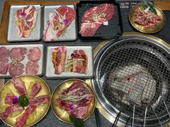 -何发发和牛烧肉·鳗鱼榴莲放题自助(乐峰广场店)