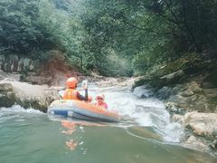 -雅鲁激流探险漂流