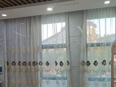 -茂菊口腔连锁(浦东南路店)