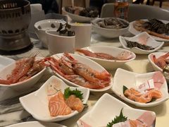 -雍和会海鲜姿造自助(湖东路店)