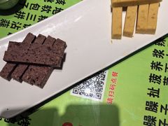 -令氏家外家周秦食府(高新店)