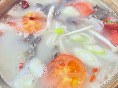 -江湖亮亮蒸虾大排档烤全羊清真(武汉总店)