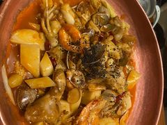 -云海肴·汽锅鸡·云南菜(天山百盛优客店)