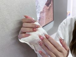-隅日式美甲美睫專門店
