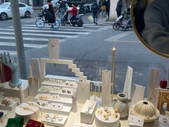 -LADY FAFA(巨鹿路陕西南路路口店)