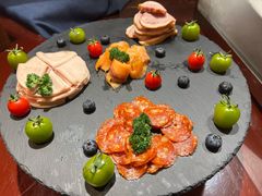 -君来湖滨饭店·玫瑰园