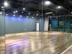 -STAR舞蹈工作室