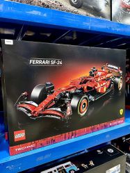 -逝水玩具折扣店