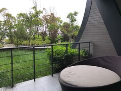 -上海滴水湖皇冠假日酒店