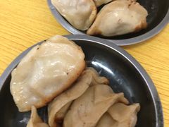 -黄阿姨锅贴大王(万航渡路店)