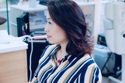 -CARR SALON