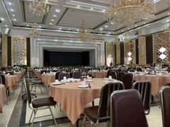 大堂-轩记海鲜餐厅·四十五年老字号·经典粤菜(西区彩虹店)