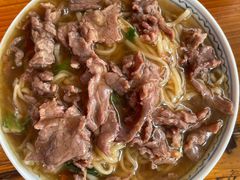 -阿伟牛肉店(东山店)