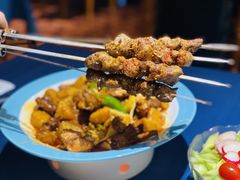 -伊带伊路新疆美食府(呼家楼店)