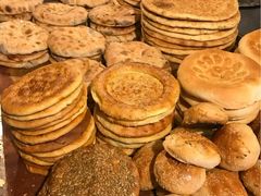 皮牙子馕-馕王(西虹路店)