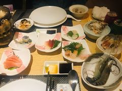 -雍和会海鲜姿造自助(湖东路店)