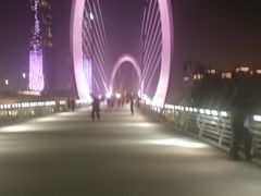 -南京眼步行桥