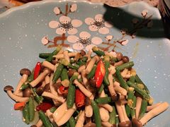 -马老六清真餐饮(西站店)