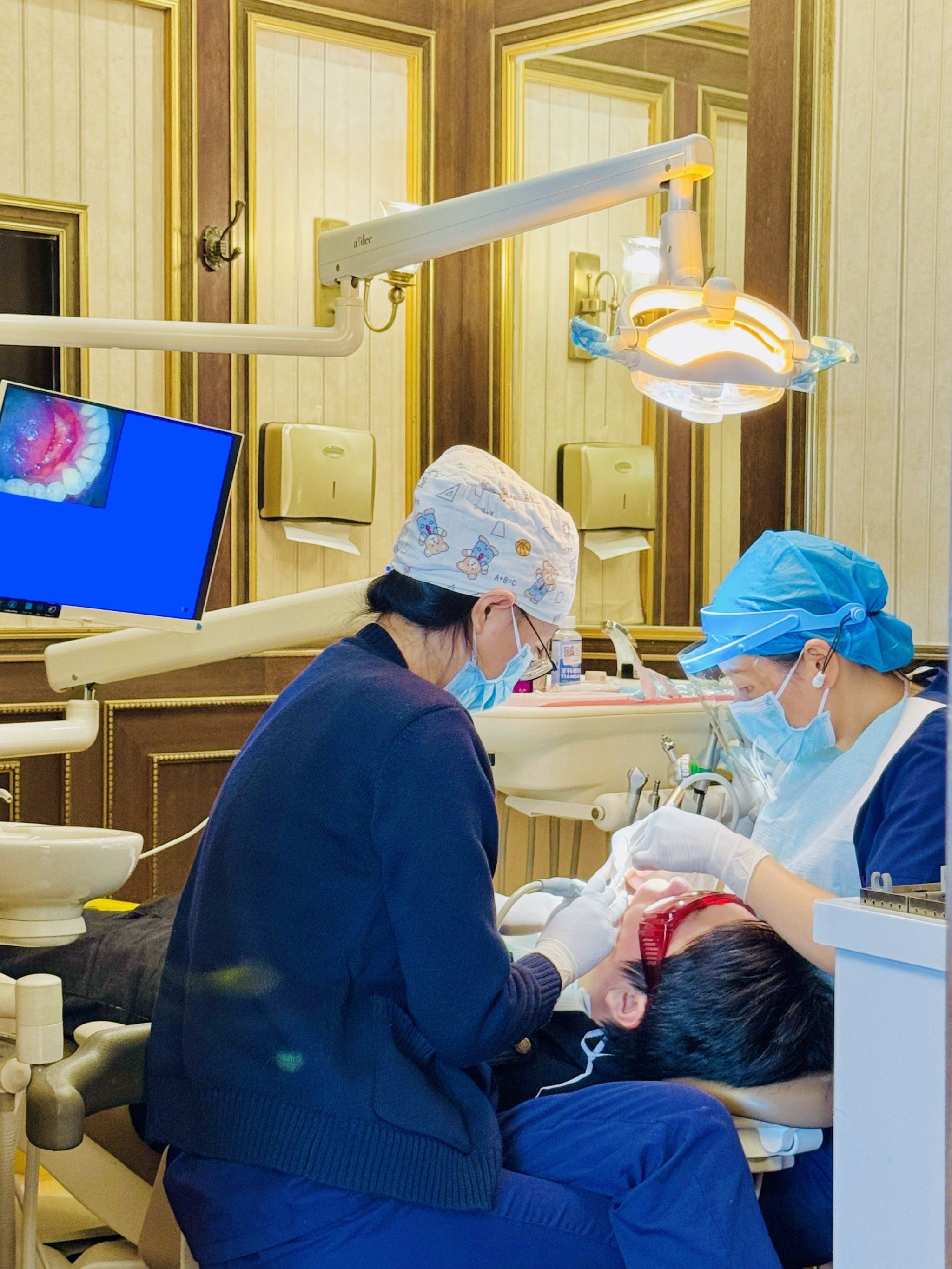 北京大学口腔医院全程代诊含挂号老人体检全程引导,安稳完成检查的简单介绍 北京大学口腔医院全程代诊含挂号老人体检全程引导,安稳完成检查的简单介绍