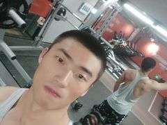 -乐刻运动健身精品馆(览秀城店)