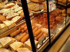 -罗森尼娜(德思勤店)