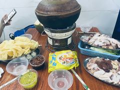 -威邵鸡煲(西华路总店)