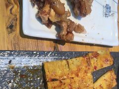 -喝丢一只鞋海鲜烧烤·海肠捞饭(文体街店)