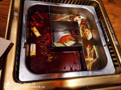 -东巴人鱼豆花火锅(幸福街店)