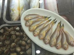 -吕四渔港码头海鲜餐厅