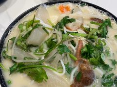 -肥汁米蘭香港米线(长宁来福士店)