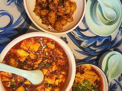 -川流不息·地道川菜·小龙虾(新松江路店)