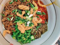 -呼啦面馆·头牌豌杂面(爱琴海店)