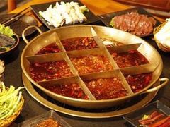 -沸炉重庆老火锅(军事博物馆店)