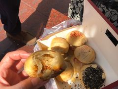 -真老大房(南京东路店)